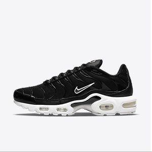 FREE SHIPPING: Nike Air Max Plus Women’s Shoes 8.5